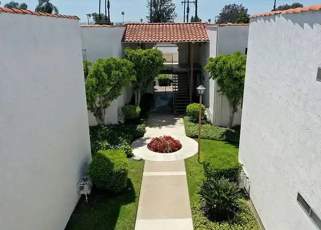 Photo of 15491 Pasadena Ave, Tustin, CA 92780