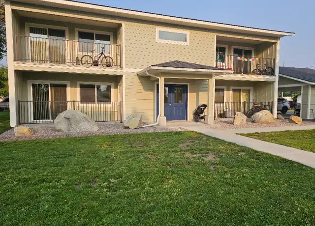 Property at 102 Eighth Ave W Unit C, Polson, MT, 59860, 2 beds, 1 bath, [object Object]