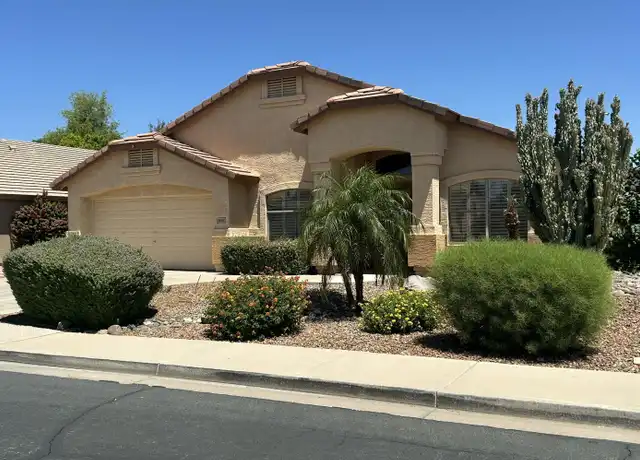Property at 2092 E Smoke Tree Rd, Gilbert, AZ, 85296, 4 beds, 2 baths, [object Object]