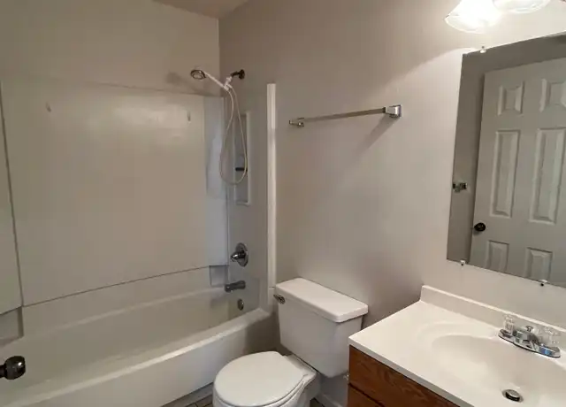 Property at 118 Classic Ct, Fort Walton Beach, FL, 32548, 2 beds, 1 bath, [object Object]