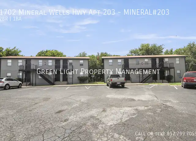 Property at 1702 Mineral Wells Hwy Unit 203, Weatherford, TX, 76088, 2 beds, 1 bath, [object Object]