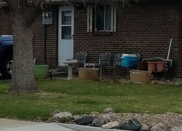 Property at 334 Emery Dr, Longmont, CO, 80501, 2 beds, 1 bath, [object Object]