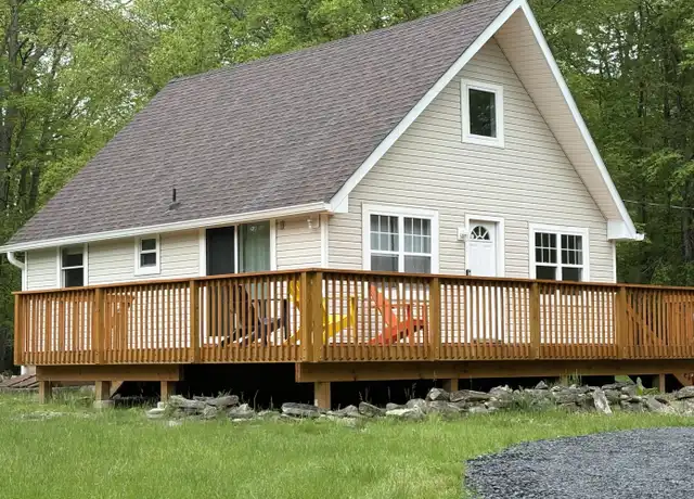 Property at 147 Skyview Rd, Dingmans Ferry, PA, 18328, 2 beds, 1 bath, [object Object]