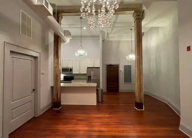 Property at 522 Cherry St Unit 201, Macon, GA, 31201, 1 bed, 1 bath, [object Object]