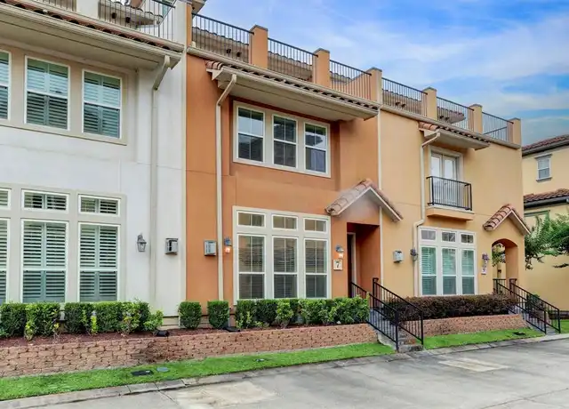 Property at 7 Laurelwood Dr, Houston, TX, 77058, 3 beds, 3.5 baths, [object Object]