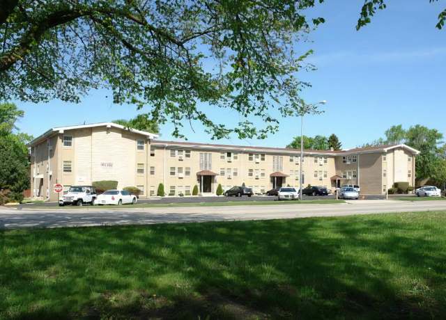 Photo of 1450 N 1st Ave, Melrose Park, IL 60160