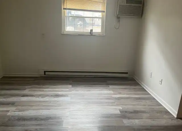 Property at 1319 Walnut Ave NE #6, Canton, OH, 44714, 0 beds, 1 bath, [object Object]