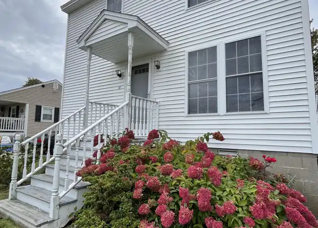 Property at 16 E Atlantic Ave, Rye, NH, 03870, 2 beds, 2 baths, [object Object]