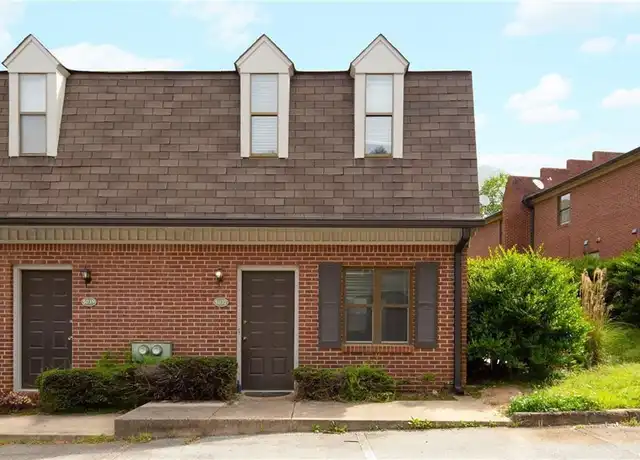 Property at 5037 Top Cat Ct, Sugar Hill, GA, 30518, 2 beds, 1.5 baths, [object Object]