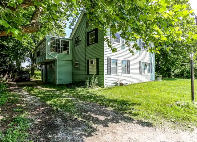 Property at 1024 W Trindle Rd Unit 2, Mechanicsburg, PA, 17055, 2 beds, 1 bath, [object Object]