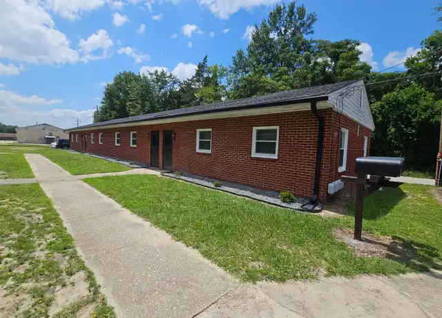 Property at 129 N 1st St Unit 129 2, Spring Lake, NC, 28390, 2 beds, 1 bath, [object Object]
