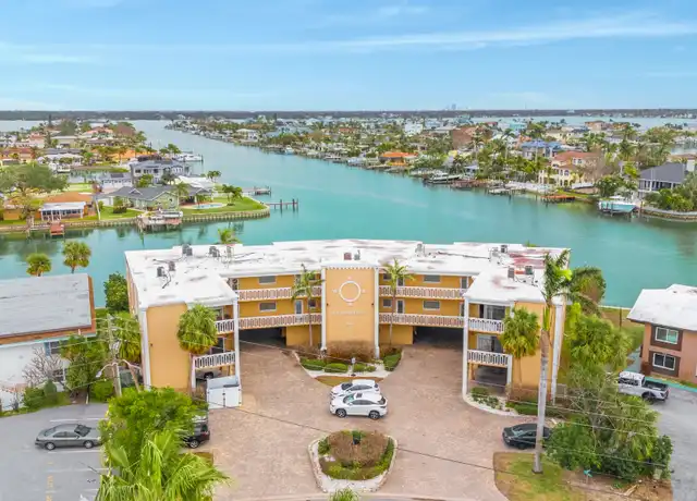 Property at 11605 3rd St E #209, Treasure Island, FL, 33706, 1 bed, 1 bath, [object Object]