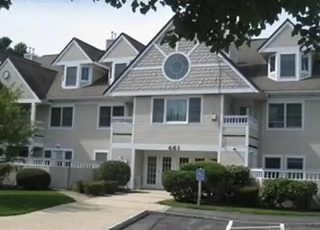 Property at 661 Lowell St #18, Lexington, MA, 02420, 2 beds, 2.5 baths, [object Object]