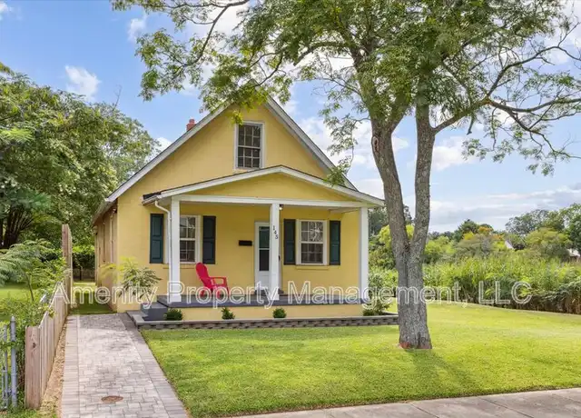 Property at 145 Ash Ave, Newport News, VA, 23607, 2 beds, 1 bath, [object Object]