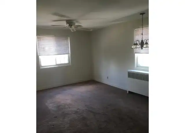 Property at 4633 State Rd, Drexel Hill, PA, 19026, 1 bed, 1 bath, [object Object]