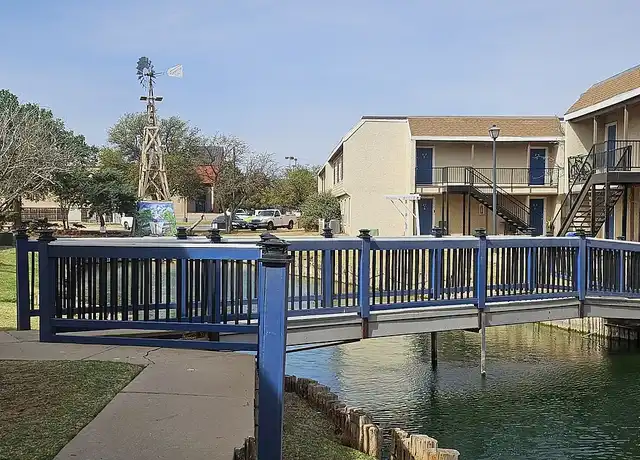 Property at Siver Creek Apartments - 2438 Whitmire Blvd, Midland, TX, 79705, 1 bed, 1 bath, [object Object]