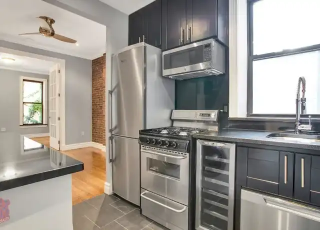 Property at 722 10th Ave Unit 4D, New York, NY, 10019, 2 beds, 1 bath, [object Object]