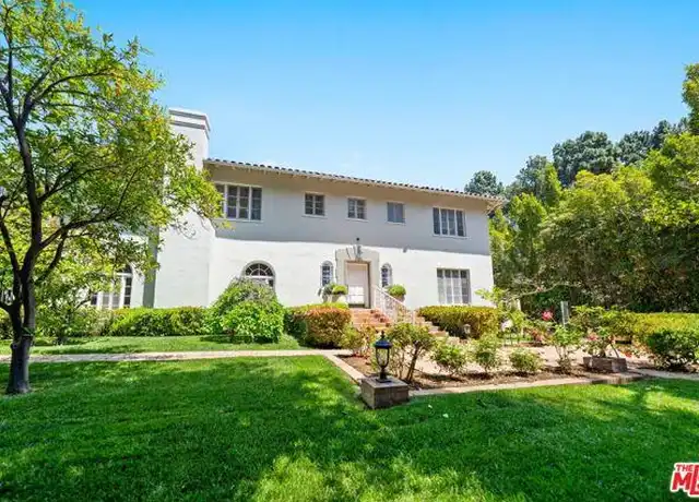 Property at 1004 N Beverly Dr, Beverly Hills, CA, 90210, 5 beds, 6 baths, [object Object]