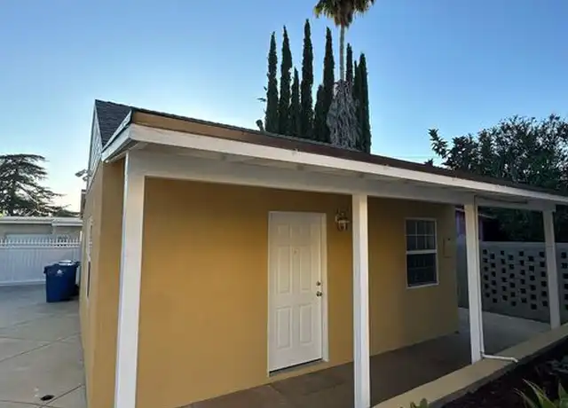Property at 10429 Oro Vista Ave Unit 1/2, Sunland, CA, 91040, 2 beds, 1 bath, [object Object]