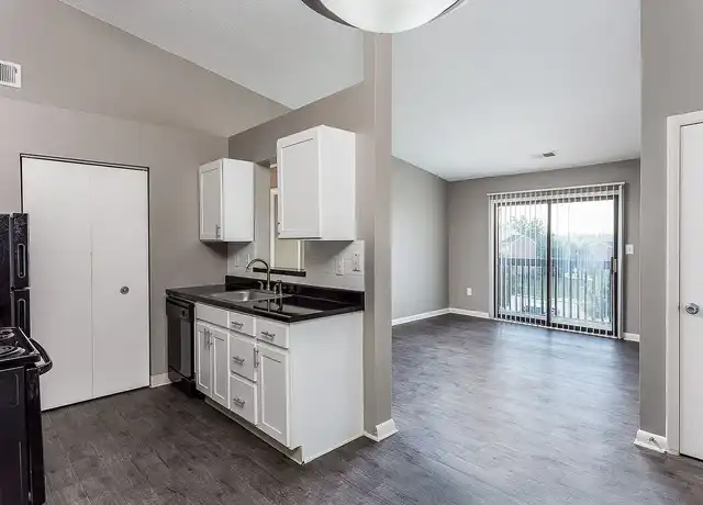 Property at Colt's Crossing Apartments - 159 Elkhorn Meadows Dr, Georgetown, KY, 40324, 2-3 beds, 1 bath, [object Object]