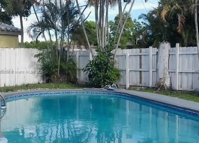 Property at 1214 NE 180th St Unit 1214, North Miami Beach, FL, 33162, 3 beds, 2 baths, [object Object]