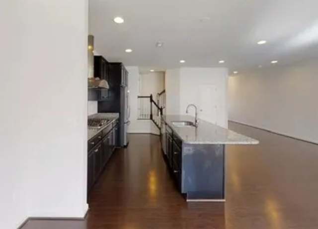 Photo of 42455 Benfold Sq, Brambleton, VA 20148