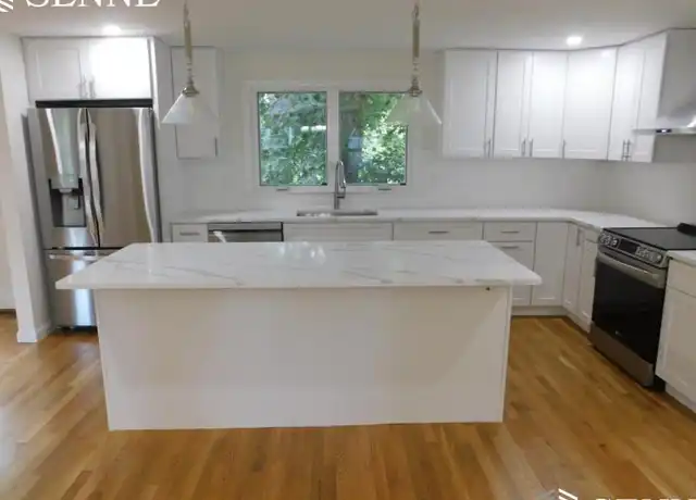 Property at 5 Middle St, Lexington, MA, 02421, 4 beds, 2 baths, [object Object]
