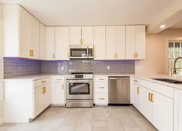 Property at 4480 E Janet Dr, Bloomington, IN, 47401, 4 beds, 4 baths, [object Object]
