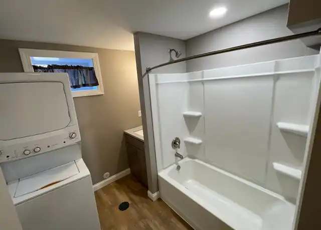 Property at 205 8th Ave NW Unit A, Mandan, ND, 58554, 2 beds, 1 bath, [object Object]