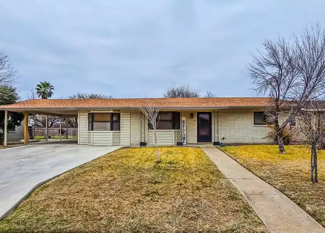 Property at 2461 Ralph Dr, Eagle Pass, TX, 78852, 3 beds, 2 baths, [object Object]