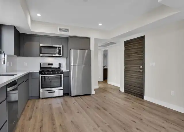 Property at 846 S Mariposa Ave Unit 604, Los Angeles, CA, 90005, 1 bed, 1 bath, [object Object]