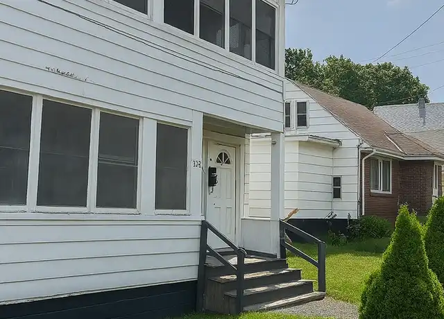 Property at 526 Boyden St Apt 2, Syracuse, NY, 13206, 2 beds, 1 bath, [object Object]