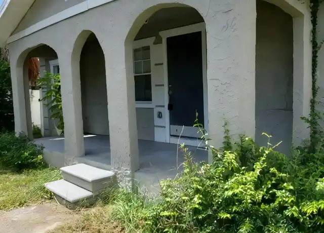 Property at 3214 E 10th Ave, Tampa, FL, 33605, 3 beds, 1 bath, [object Object]