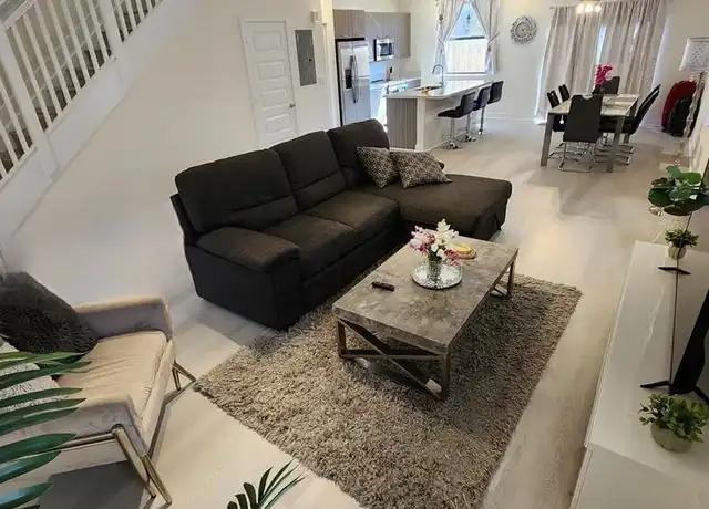 Property at 10407 NW 82nd St, Doral, FL, 33178, 3 beds, 2.5 baths, [object Object]