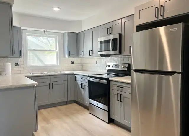 Property at 302 S Harrison St Unit 1, Aberdeen, SD, 57401, 4 beds, 2 baths, [object Object]