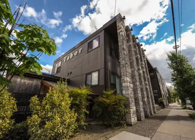 Property at 5607 E Burnside St, Portland, OR, 97215, 0 beds, 1 bath, [object Object]