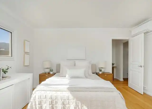 Property at 3220 Altura Ave, Glendale, CA, 91214, 1 bed, 1 bath, [object Object]