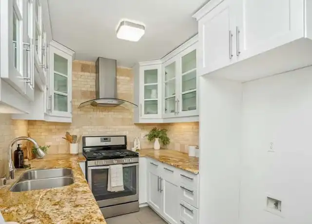 Property at 3220 Altura Ave, Glendale, CA, 91214, 1 bed, 1 bath, [object Object]