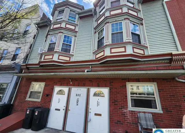 Property at 678 Northampton St Unit 3W, Easton, PA, 18042, 1 bed, 1 bath, [object Object]