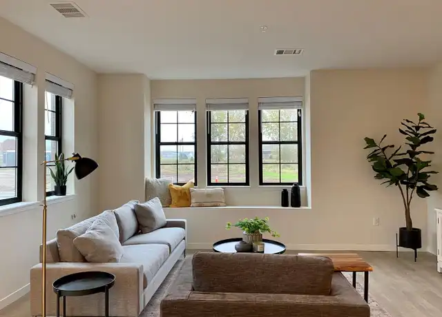 Property at Lakeshore Ridge Apartrments - 3001 Community Way, Menasha, WI, 54952, 1-2 bed, 1-2 bath, [object Object]