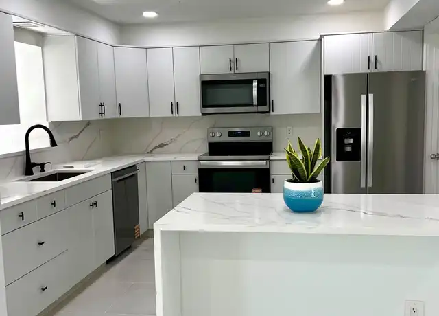 Property at 300 SW 12th St, Boca Raton, FL, 33432, 3 beds, 2 baths, [object Object]