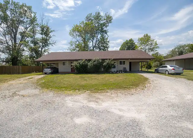 Property at 6825 N North Browns Station Rd, Columbia, MO, 65202, 2 beds, 1 bath, [object Object]