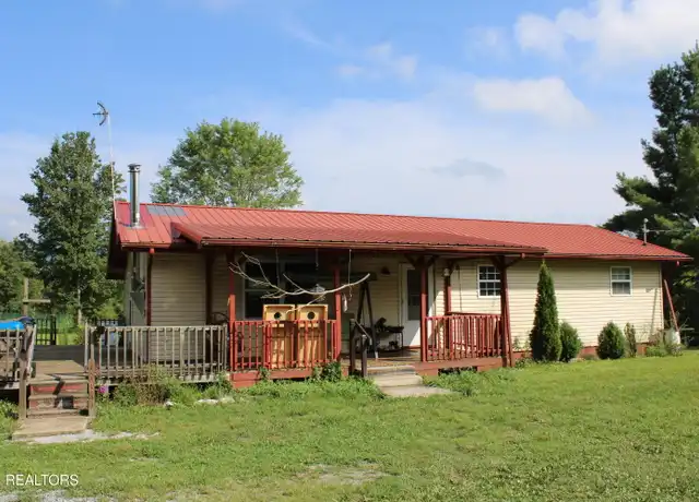 Property at 586 Back Valley Rd, Speedwell, TN, 37870, 3 beds, 2 baths, [object Object]