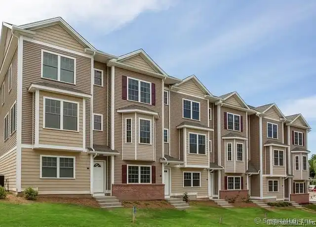 Property at 35 Ringgold St #206, West Hartford, CT, 06119, 3 beds, 2 baths, [object Object]
