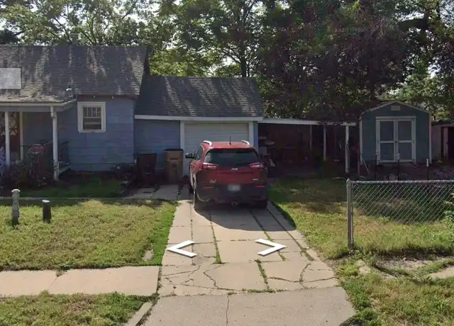 Property at 700 Brookside Dr, Hutchinson, KS, 67501, 2 beds, 1 bath, [object Object]