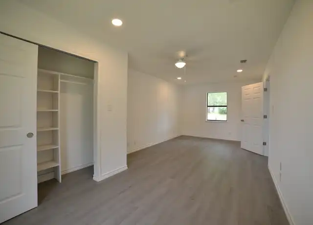 Property at 701 E Morton St, Denison, TX, 75021, 3 beds, 1.5 baths, [object Object]