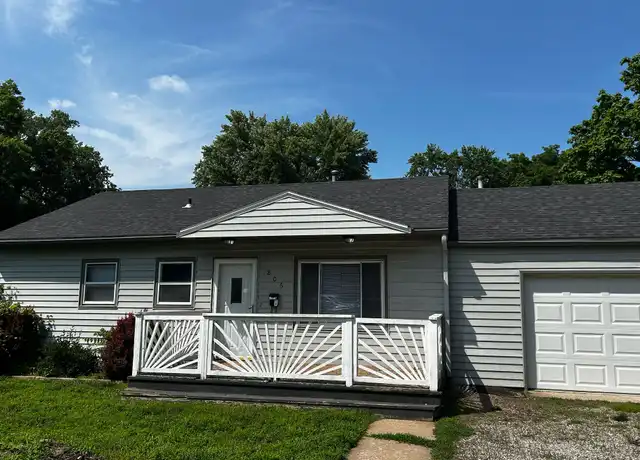 Property at 806 E 133rd Cir, Grandview, MO, 64030, 3 beds, 1 bath, [object Object]