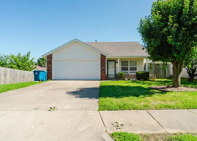 Property at 2404 SW Morris St, Bentonville, AR, 72712, 3 beds, 2 baths, [object Object]