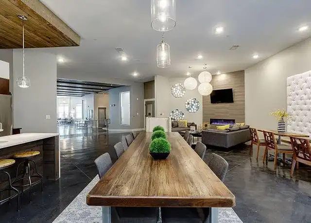 Property at Vista Cameron Harbor - 805 Canal St, Chattanooga, TN, 37402, 1-2 bed, 1-2 bath, [object Object]