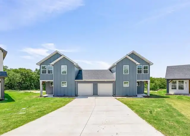 Property at 1210 Chestnut Ct Unit 2, Bridgeport, TX, 76426, 2 beds, 2.5 baths, [object Object]